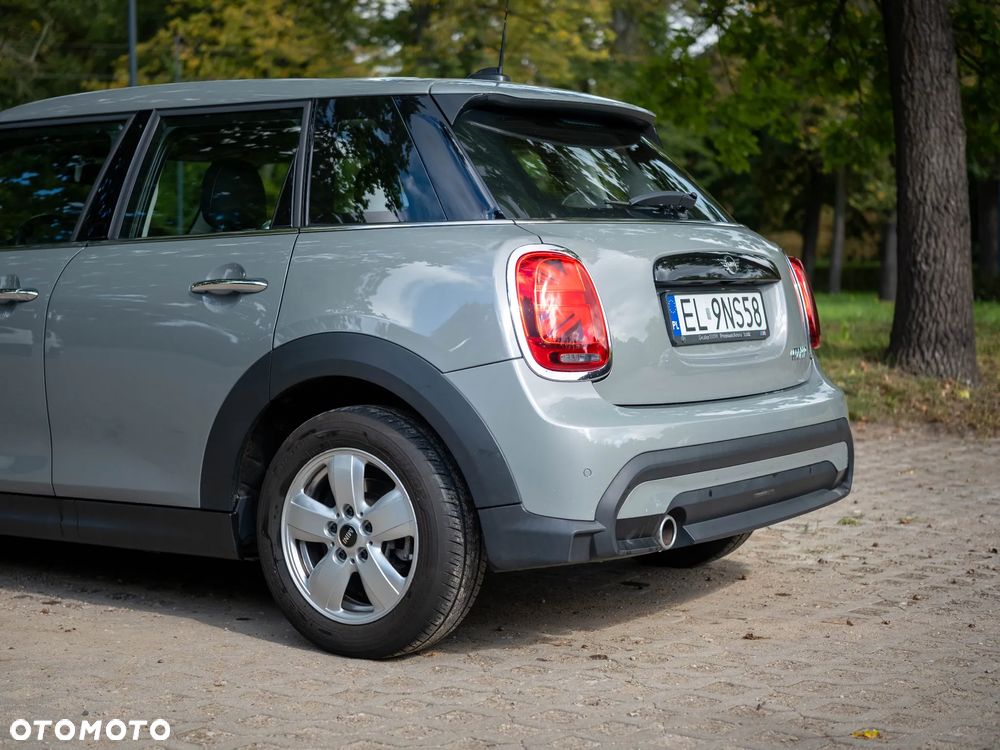 MINI Cooper Standard - 4
