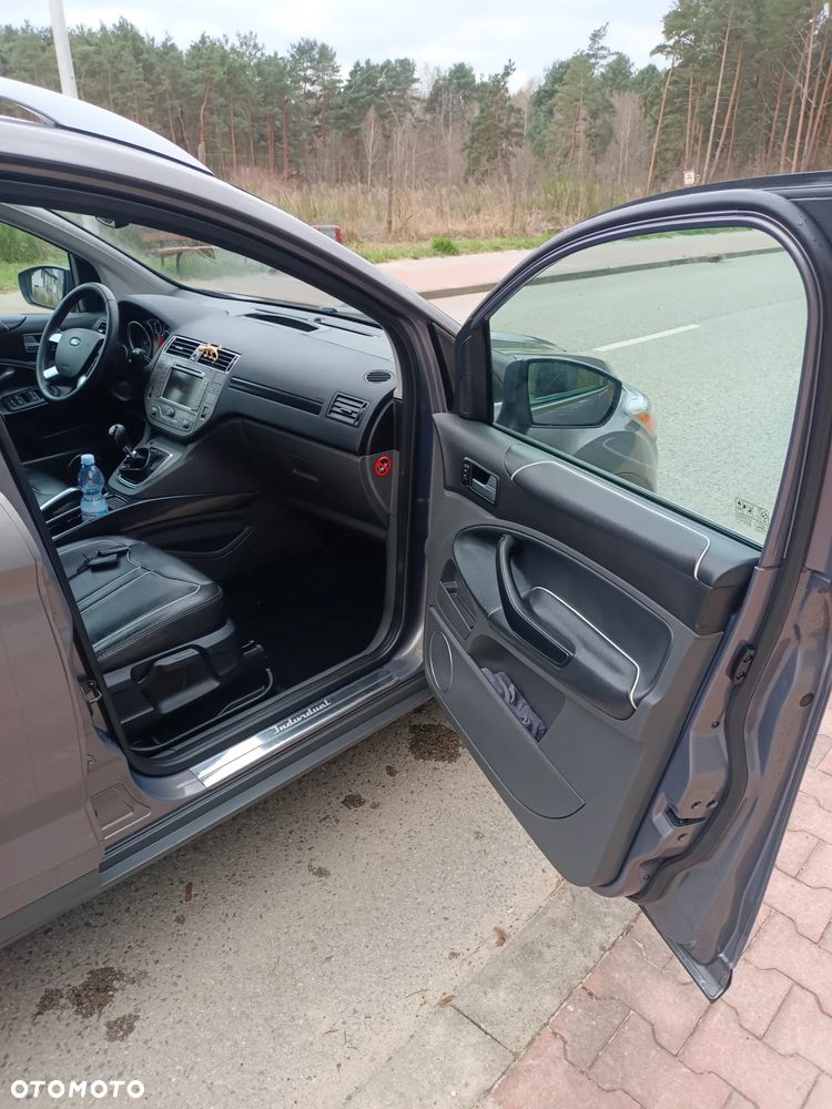 Ford Kuga 2.0 TDCi 4x4 Individual - 14