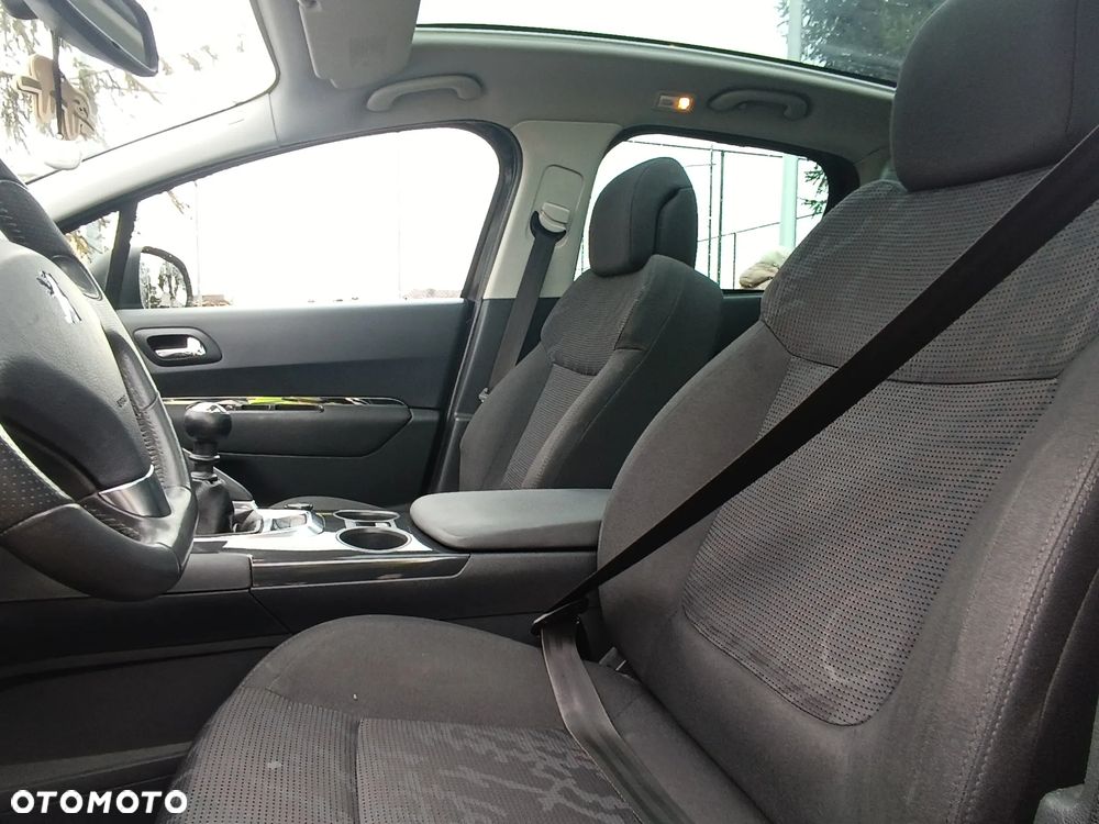 Peugeot 3008 HDi FAP 110 Family - 13