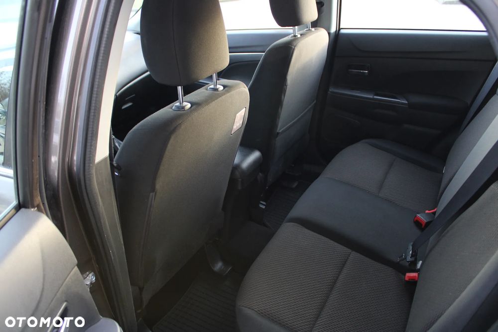 Mitsubishi ASX 1.6 Invite - 15