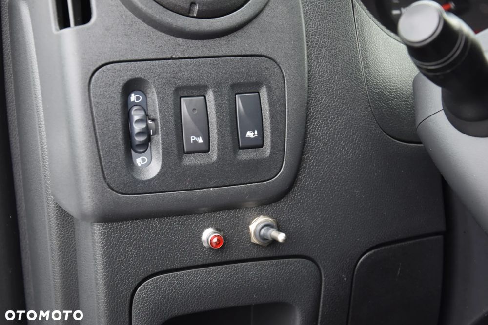 Renault MASTER / L3H2 / 2.3 - 150 KM / 3 OSOBY / DOSTAWCZE / BLASZAK / DUŻY WYŚWIETLACZ / KLIMA / TEMPOMAT / KAMERA COFANIA / HAK / SPROWADZONY - 36