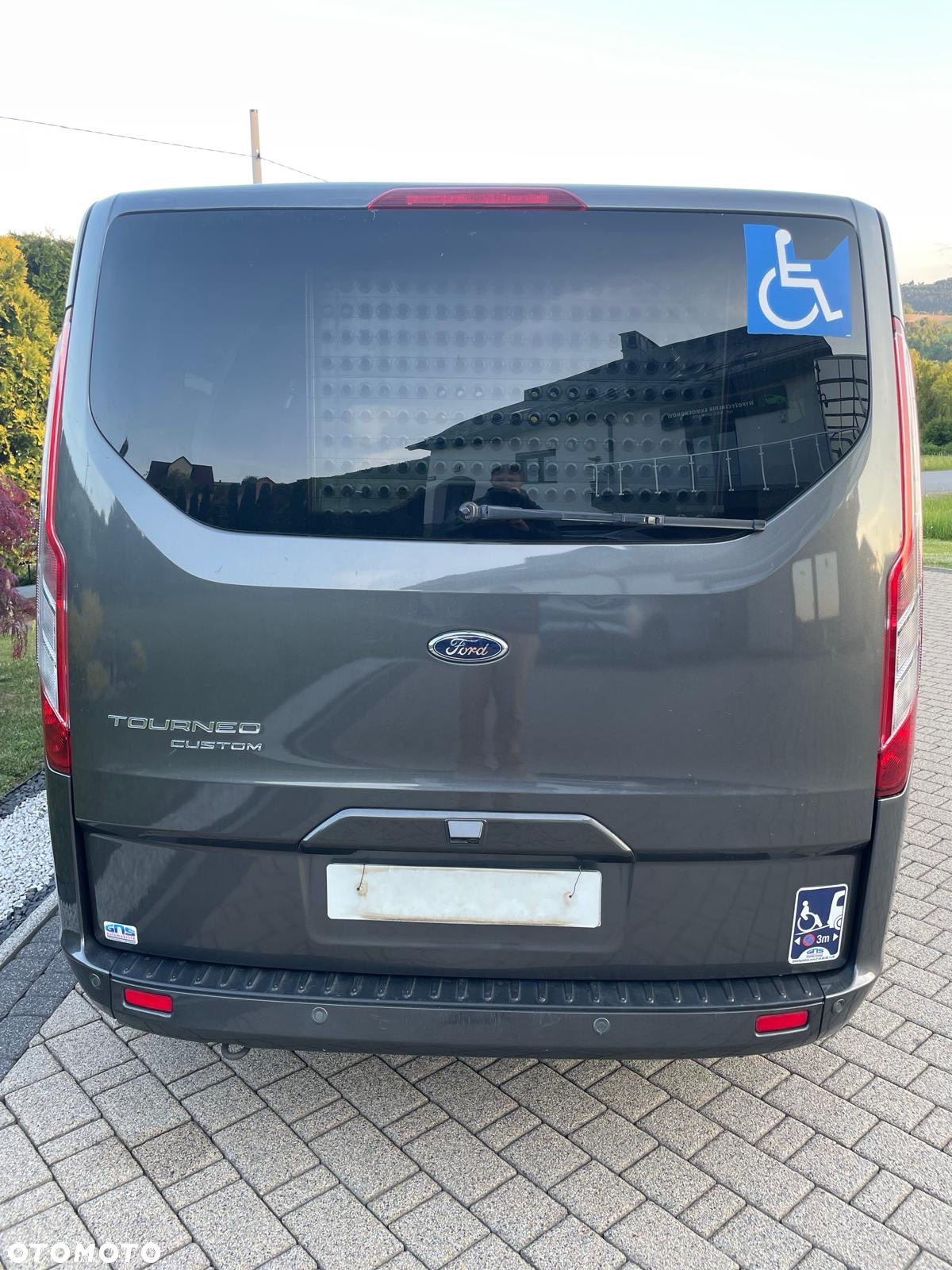 Ford Tourneo Custom 320 L2H1 VA Autm Titanium X - 6