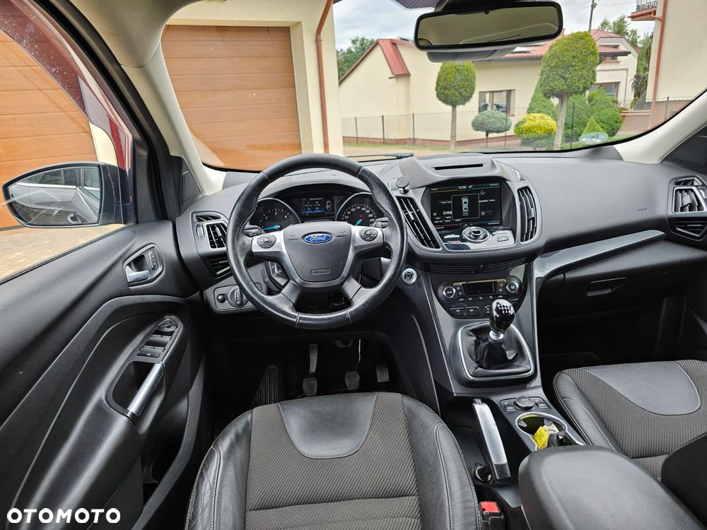 Ford Kuga 2.0 TDCi 4x4 Individual - 24
