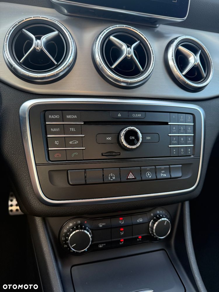 Mercedes-Benz CLA - 39