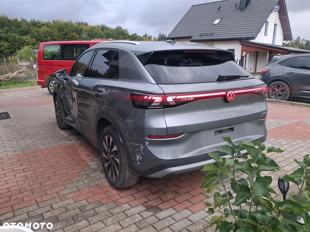 Volkswagen T-Roc 1.5 eTSI OPF DSG Style - 5