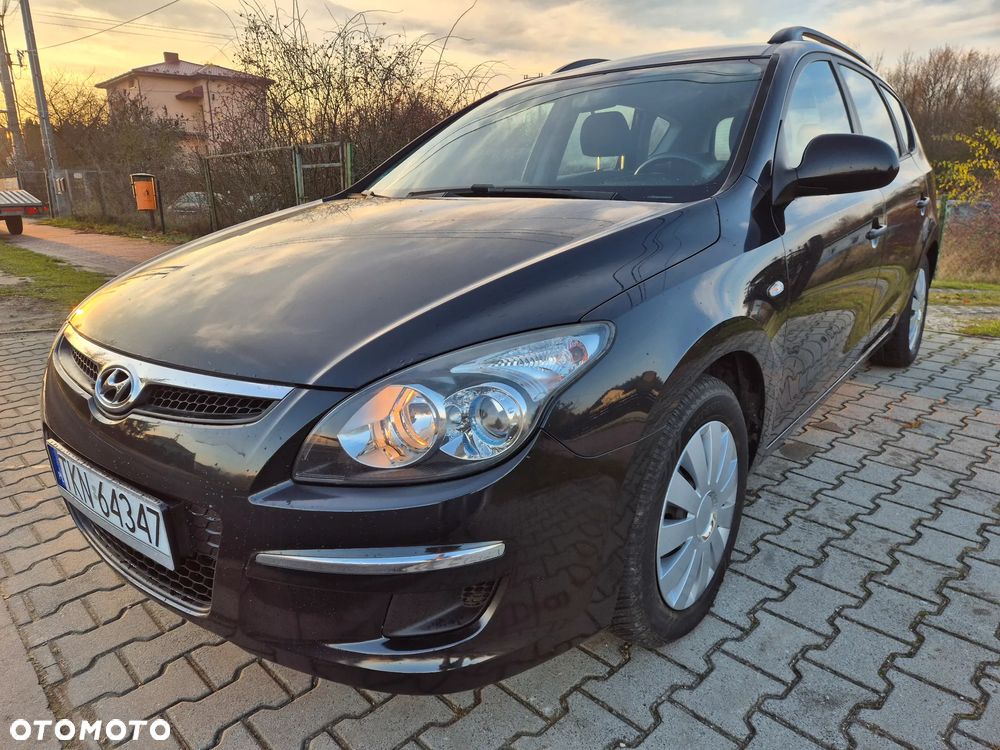 Hyundai i30 1.6 CRDi Comfort World Cup - 4