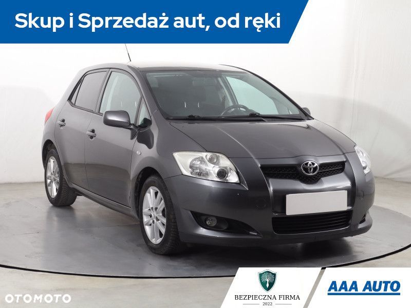 Toyota Auris - 3