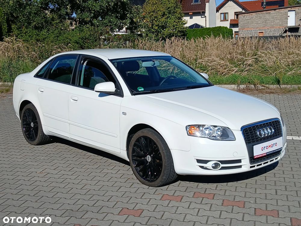 Audi A4 Limousine - 29
