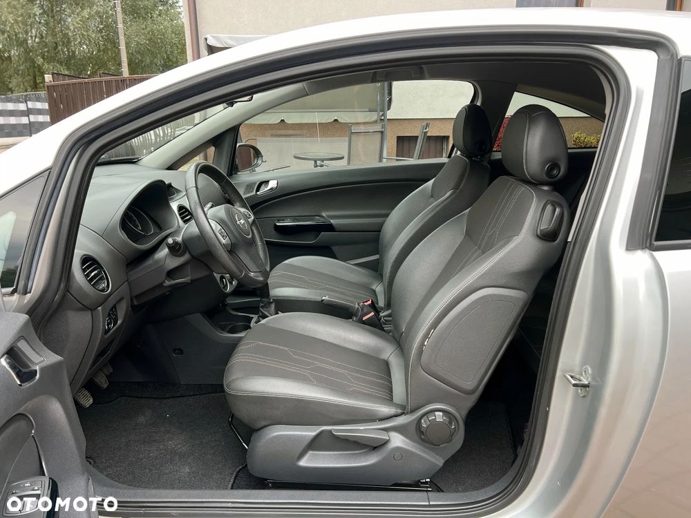 Opel Corsa 1.2 16V Edition 150 - 29