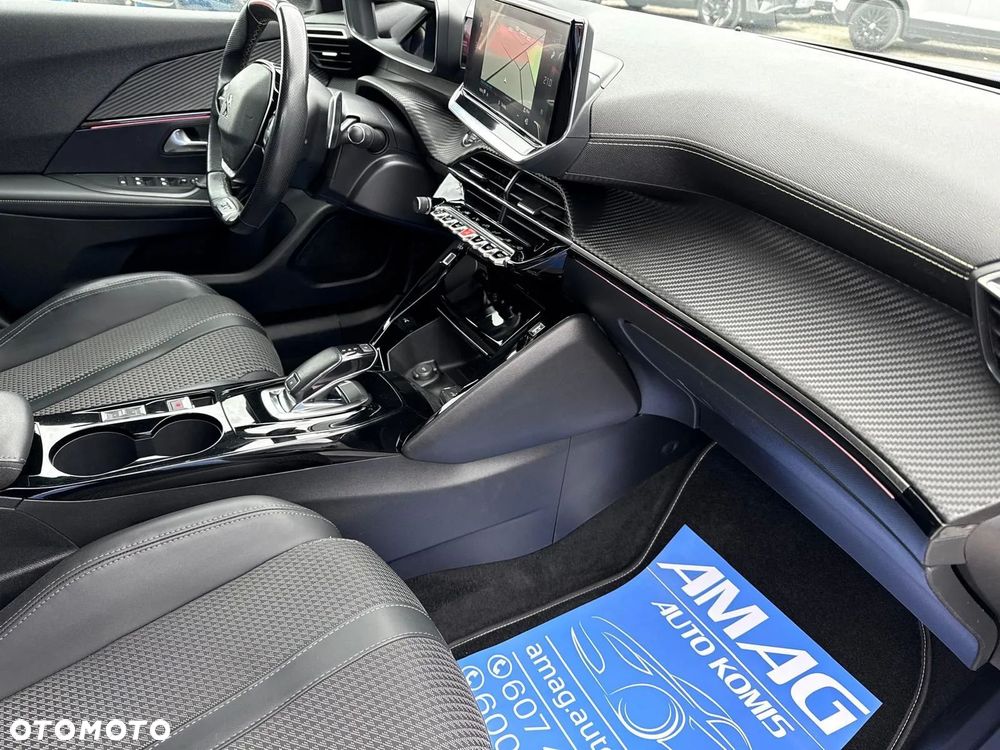 Peugeot 2008 1.2 PureTech GT S&S EAT8 - 17