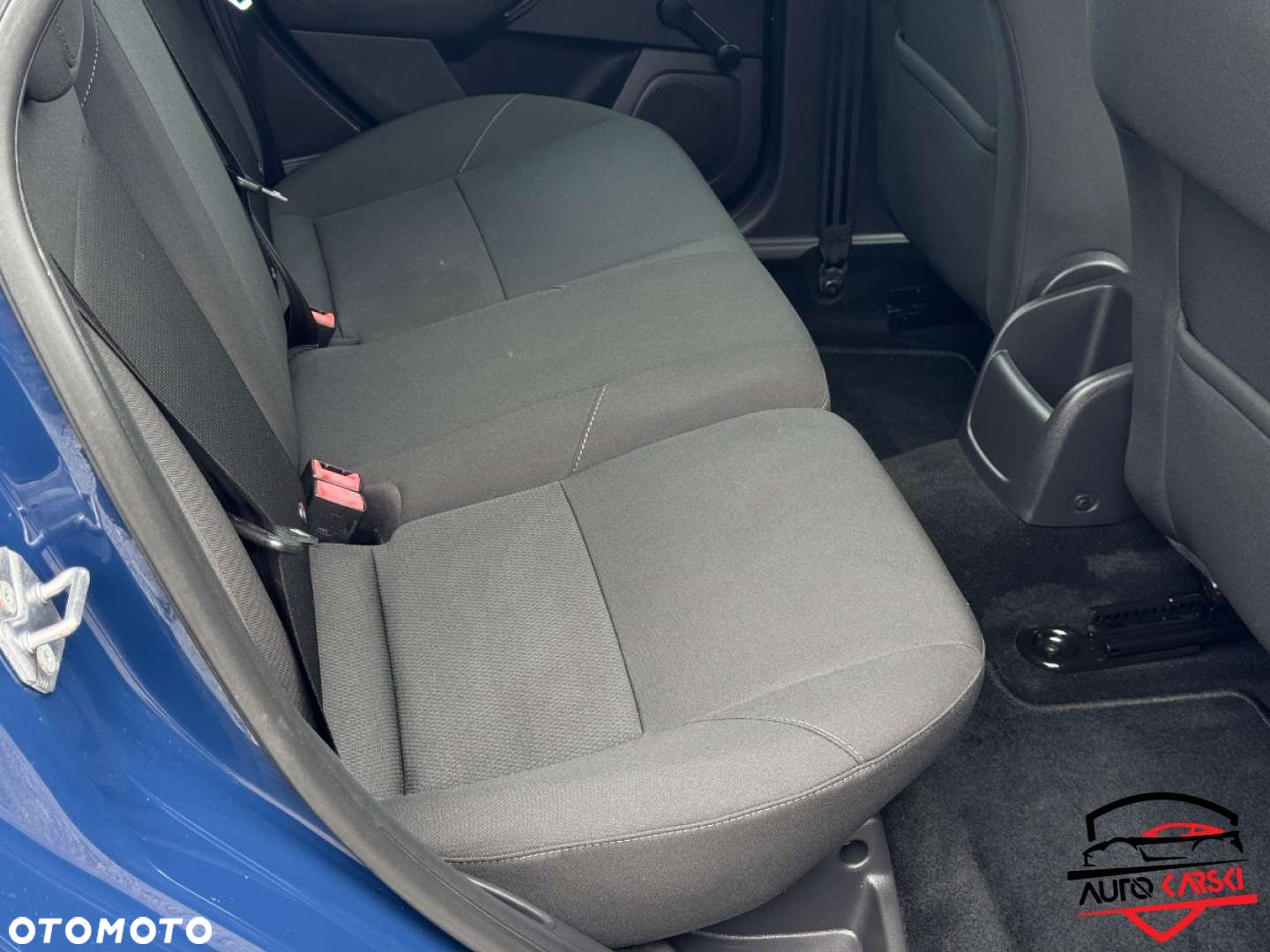 Ford Focus - 37