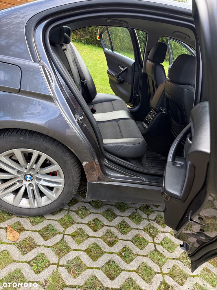 BMW Seria 3 320d - 8