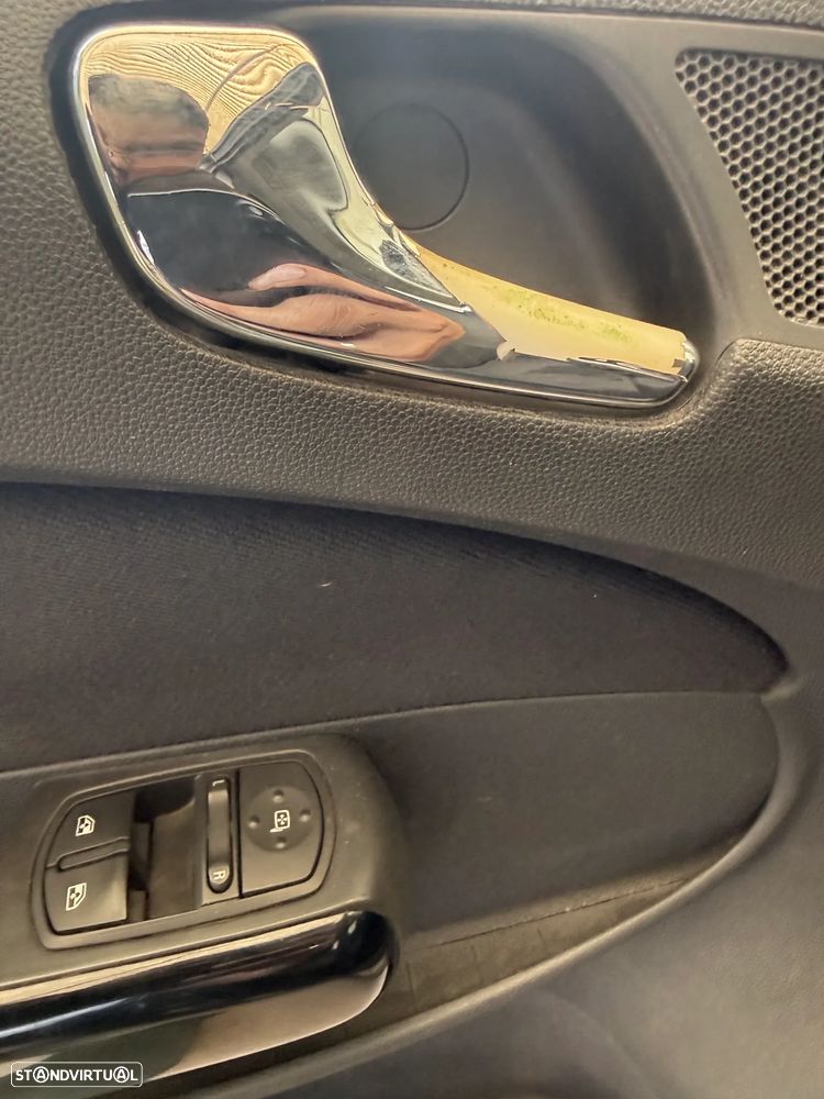 Opel Corsa 1.3 CDTi Enjoy - 12