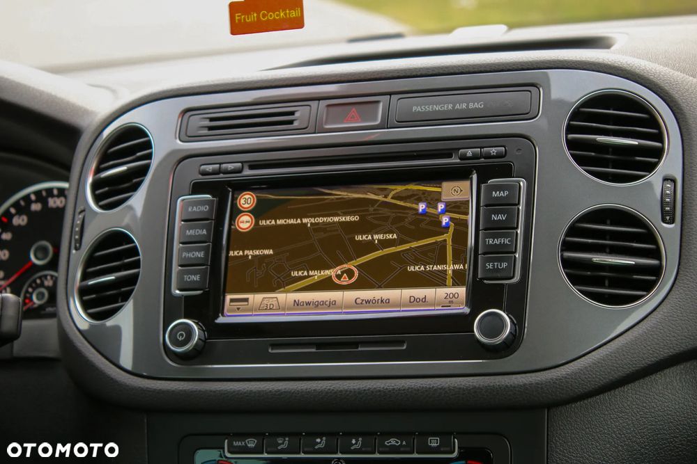 Volkswagen Tiguan - 24