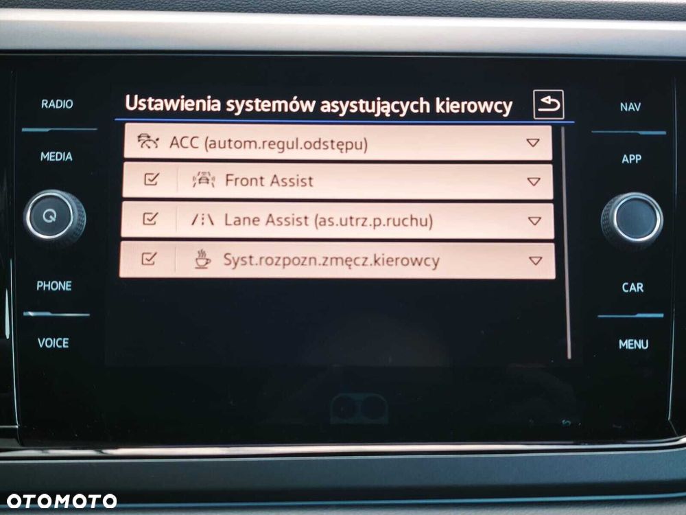 Volkswagen Polo 1.0 TSI R-Line DSG - 31