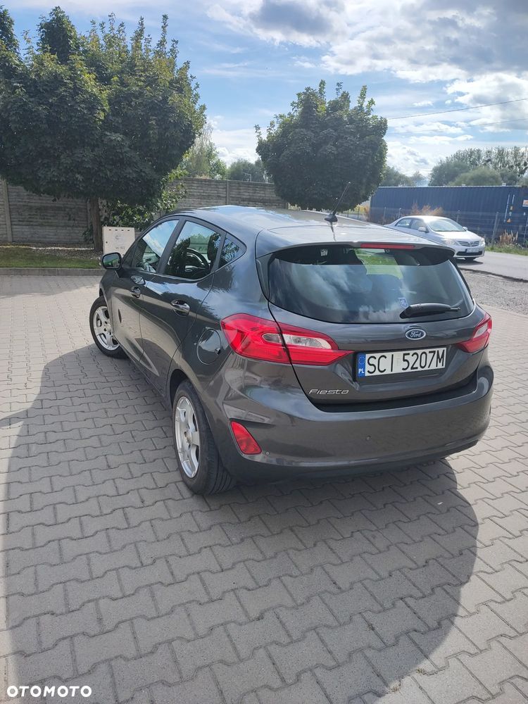 Ford Fiesta 2018 photo 2