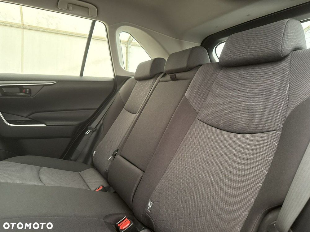 Toyota RAV4 - 19