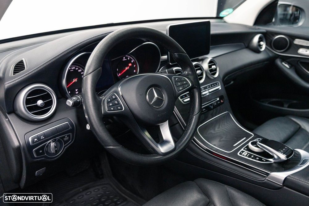 Mercedes-Benz GLC 350 e 4Matic 7G-TRONIC - 23
