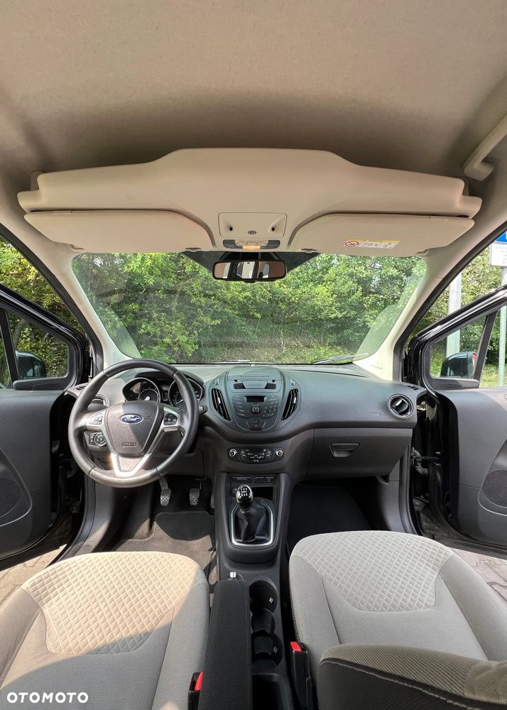 Ford Tourneo Courier 1.0 EcoBoost Titanium - 8