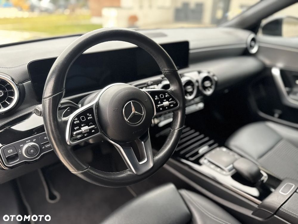 Mercedes-Benz CLA 200 d 8G-DCT Special Edition - 26