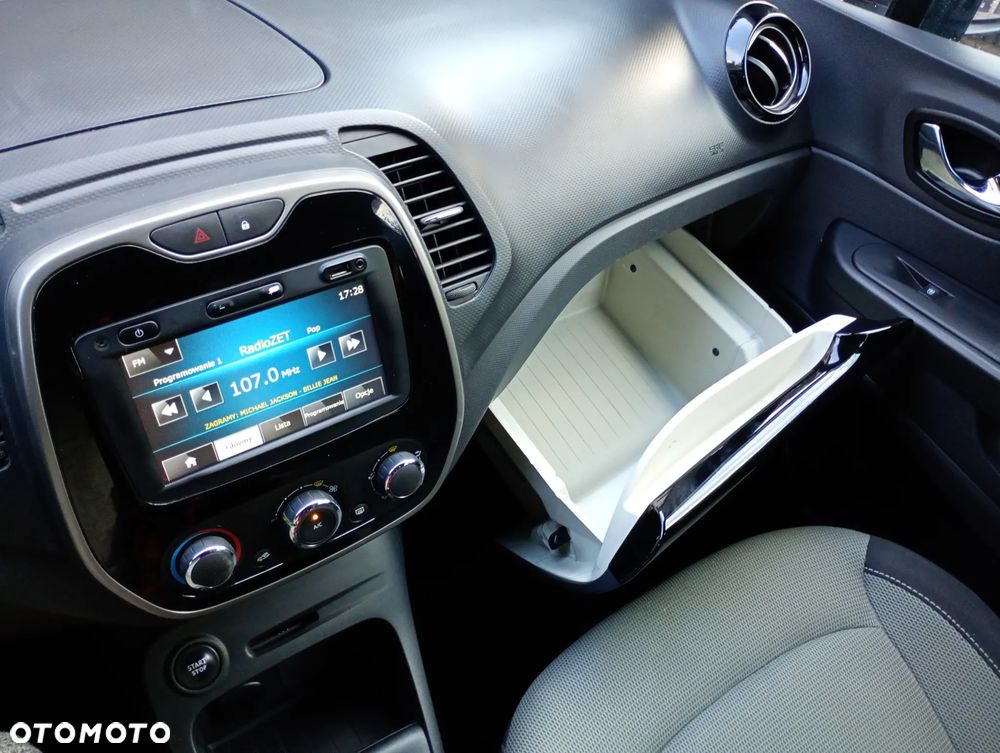 Renault Captur - 28