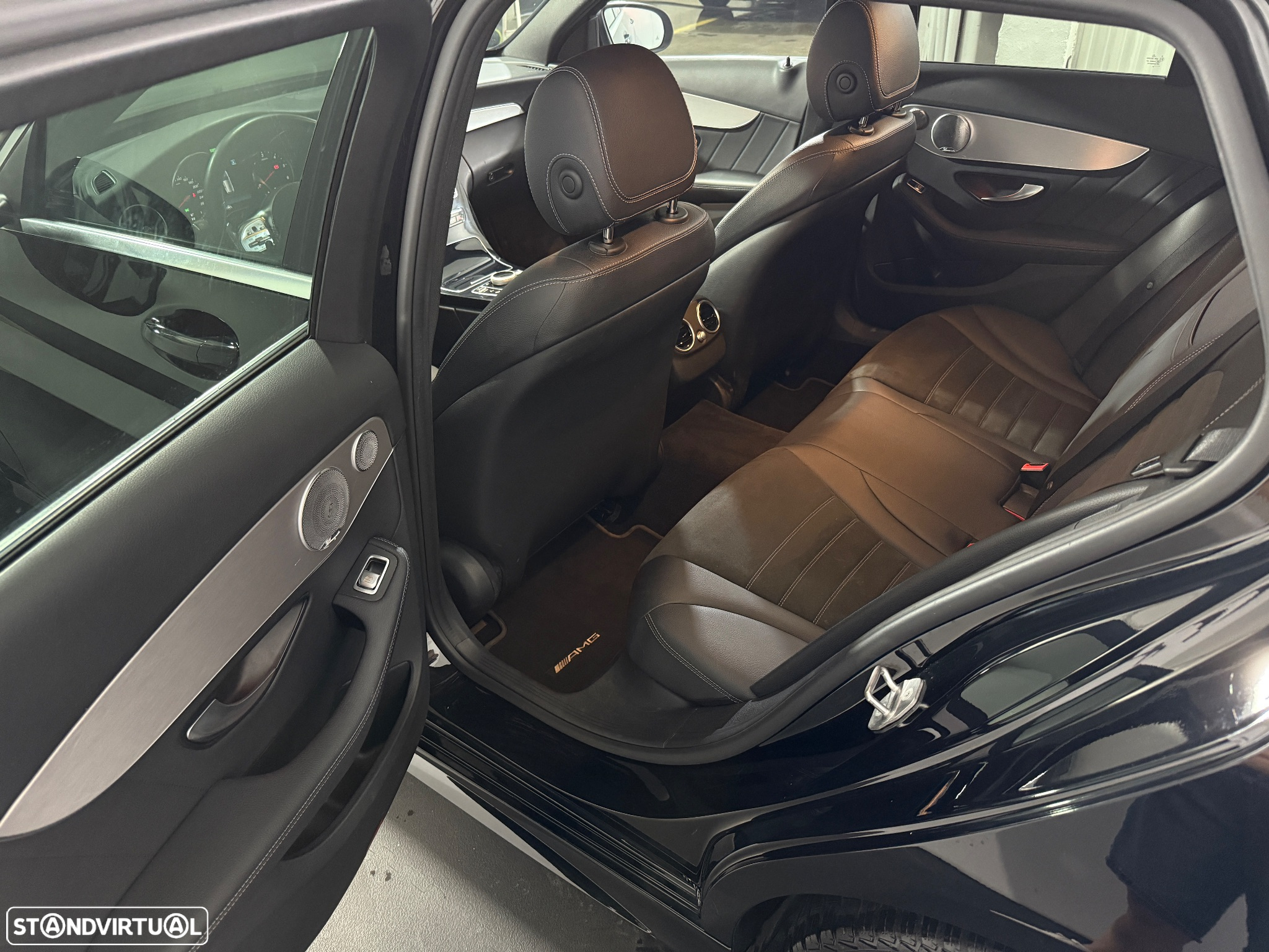Mercedes-Benz C 300 de AMG Line - 14