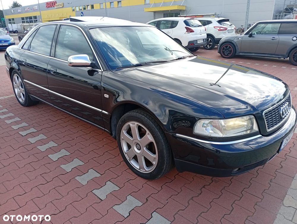 Audi S8 - 5