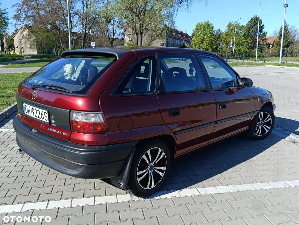 Opel Astra 1.4 World Cup - 3