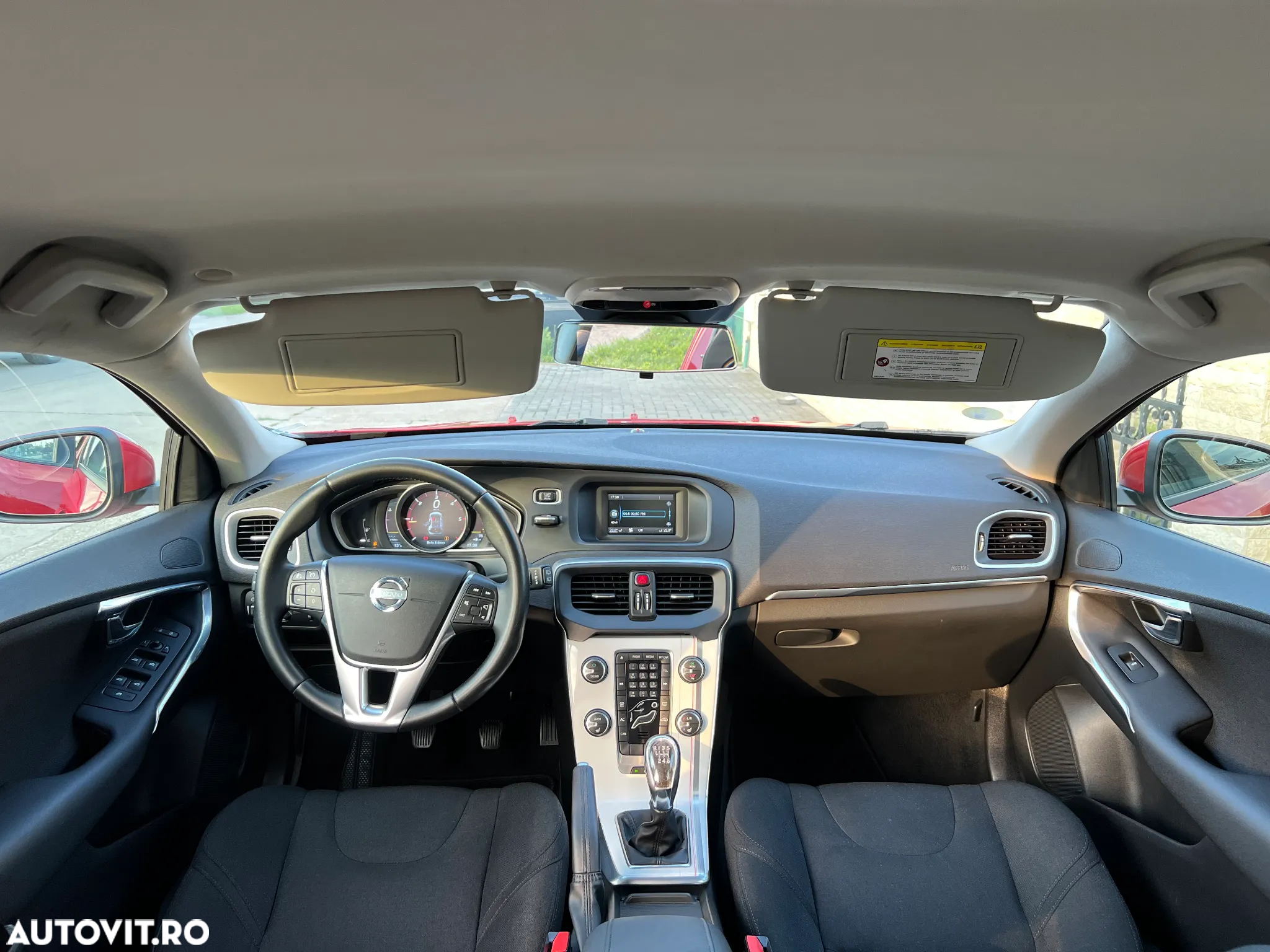 Volvo V40 D2 94g Kinetic - 5