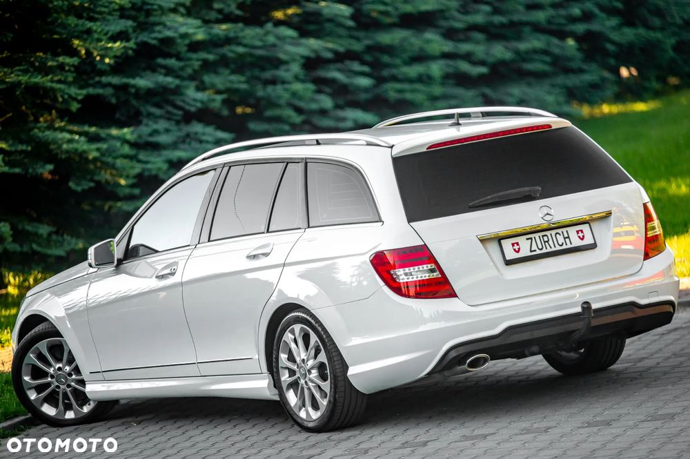 Mercedes-Benz Klasa C 250 CDI 4Matic 7G-TRONIC Avantgarde Edition - 3