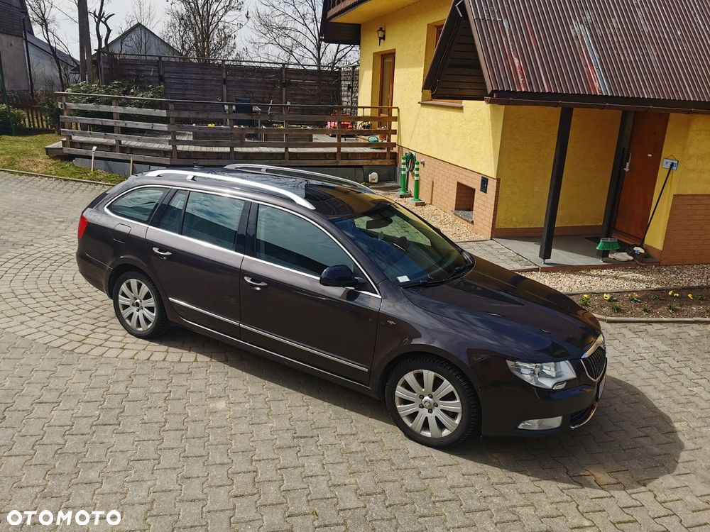 Skoda Superb 2.0 TDI 4x4 Platinum - 2