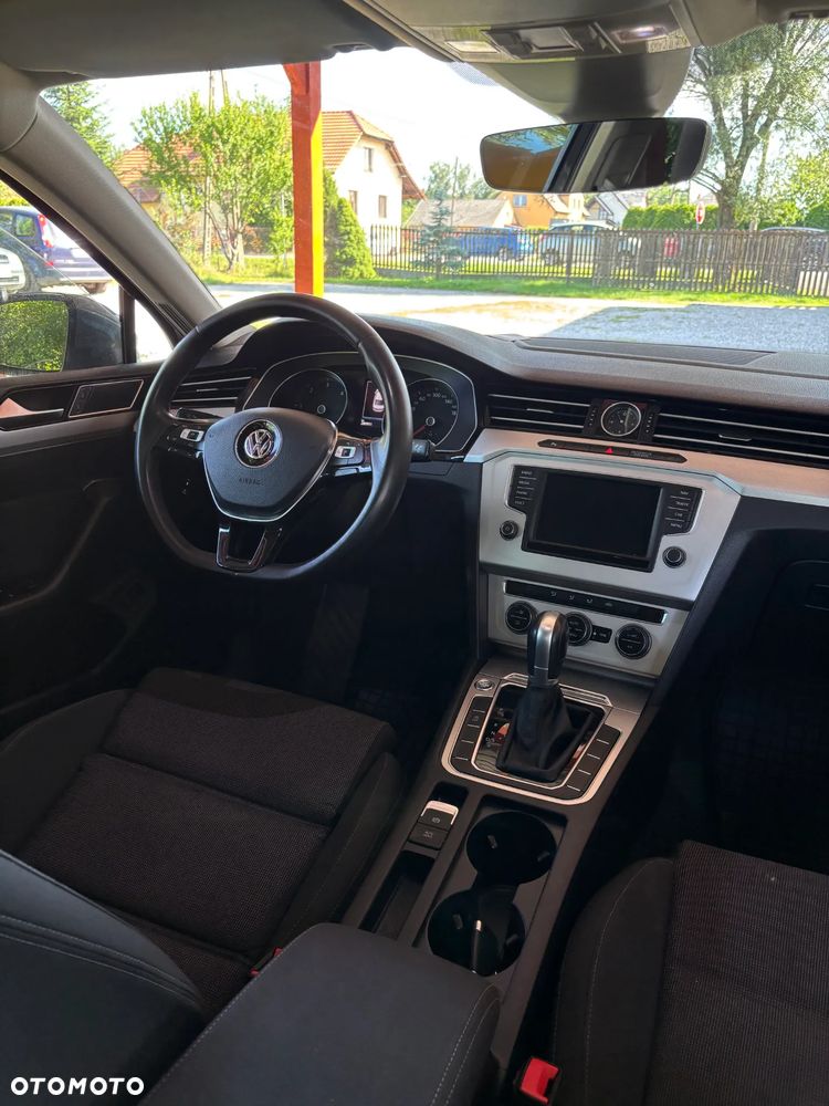 Volkswagen Passat 2.0 TDI BMT Comfortline DSG - 11