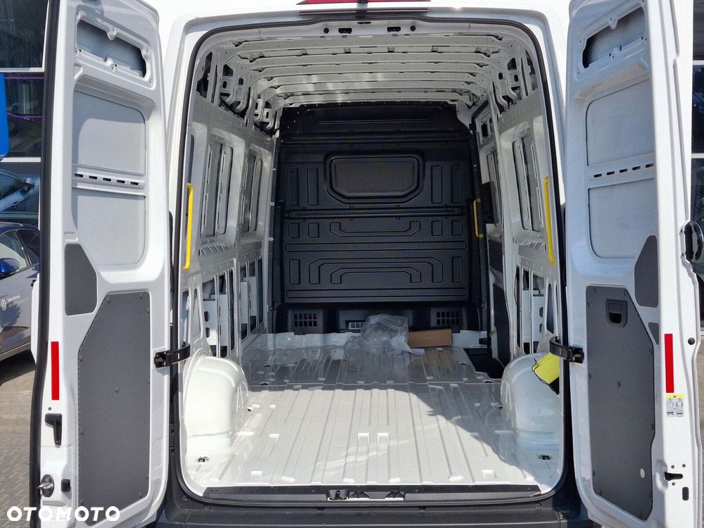 Volkswagen Crafter - 10