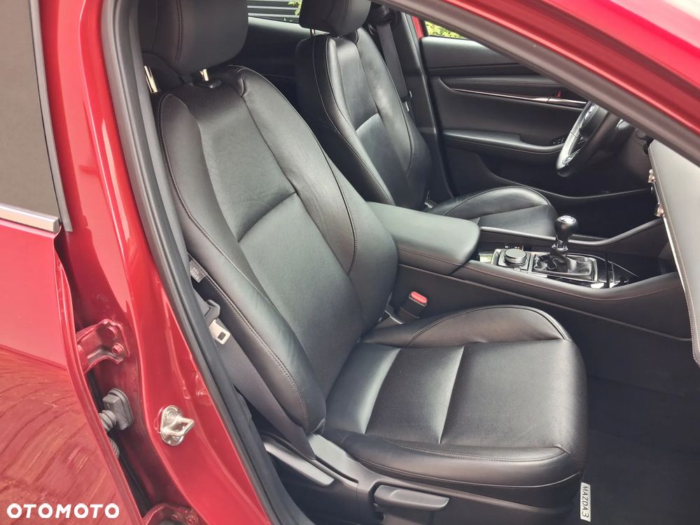 Mazda 3 SKYACTIV-X 2.0 M-Hybrid - 8