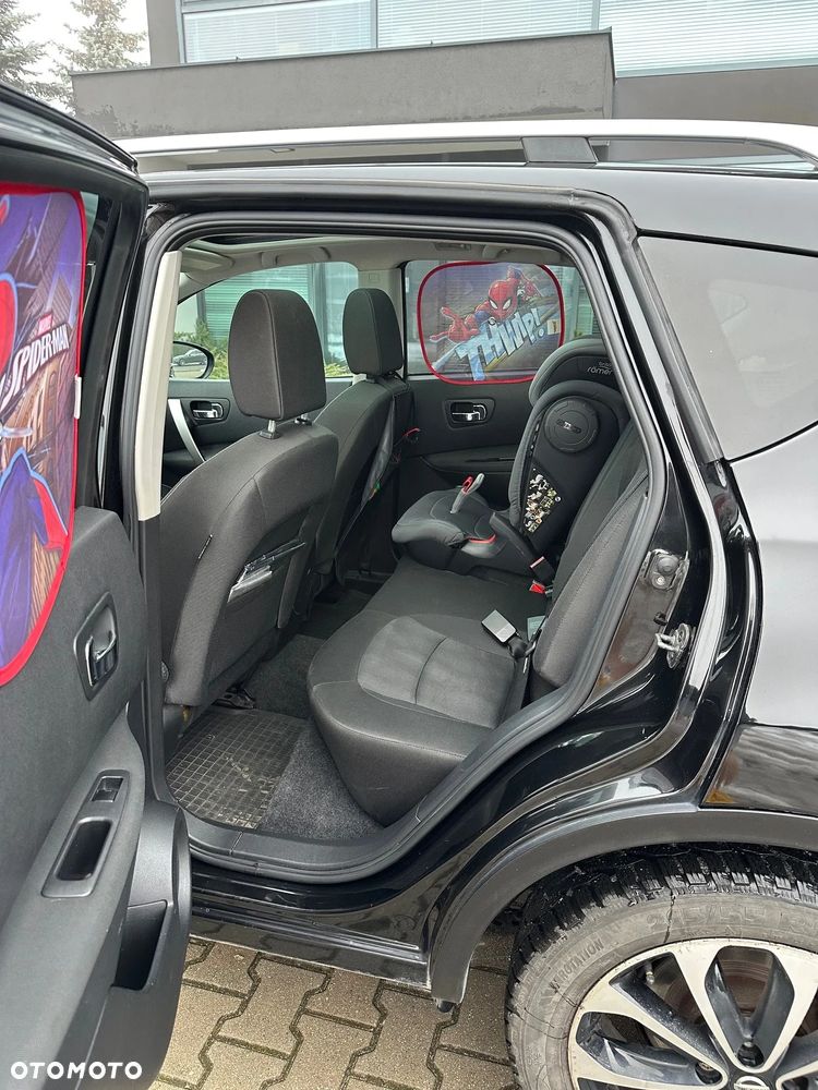 Nissan Qashqai - 11