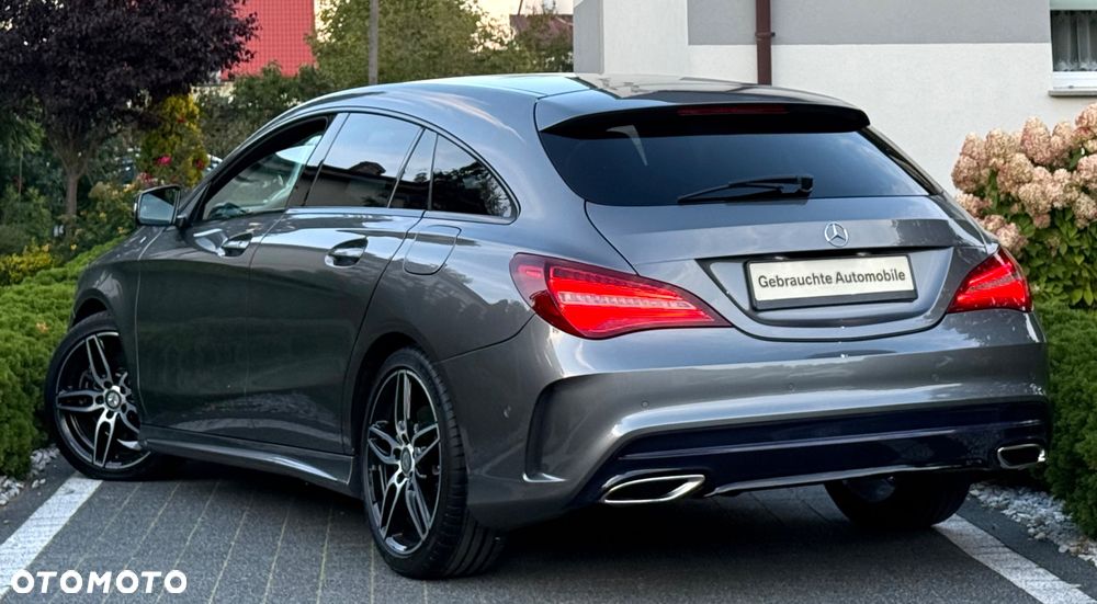 Mercedes-Benz CLA 220 4-Matic AMG Line - 31