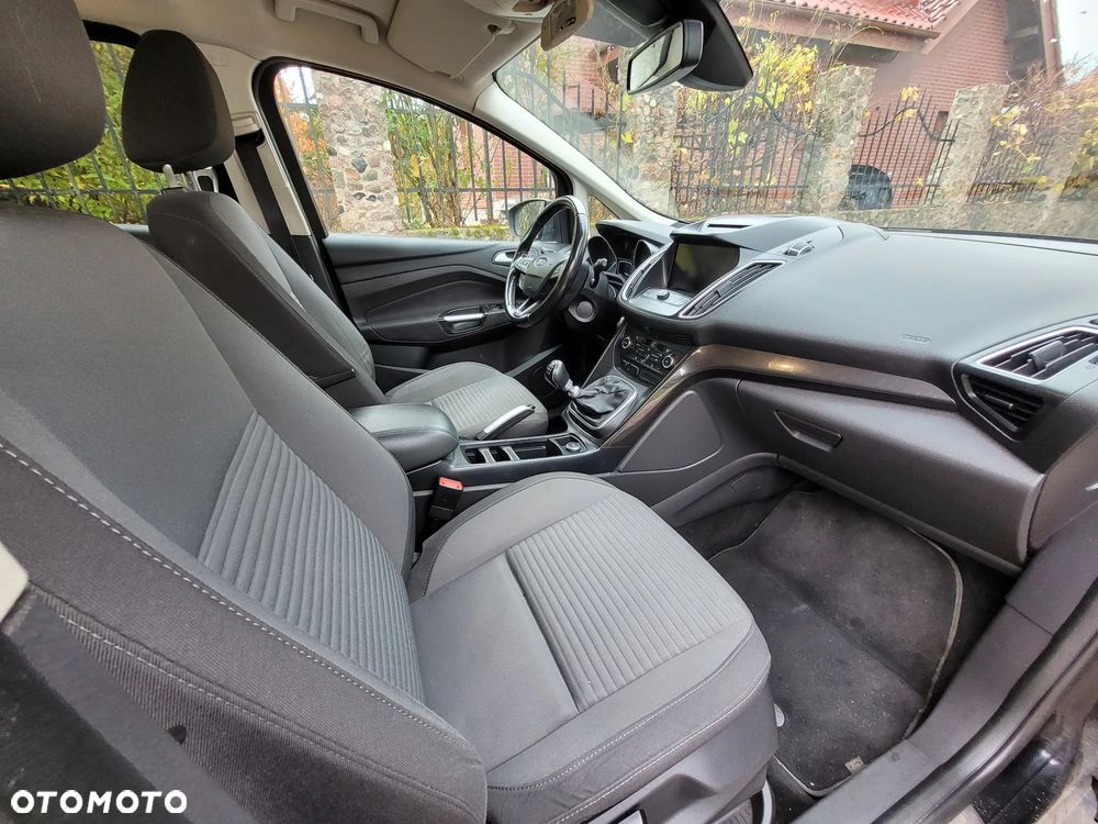 Ford Grand C-MAX - 9