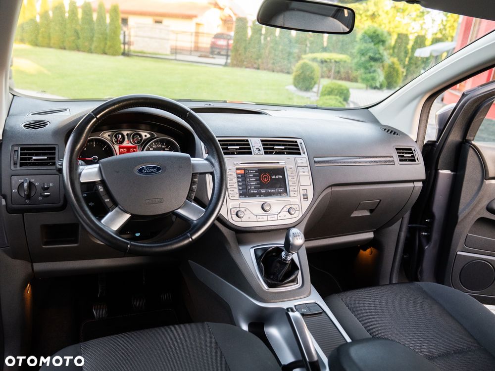 Ford Kuga 2.0 TDCi 2x4 Trend - 27