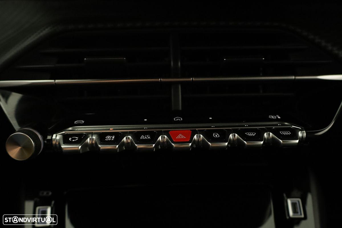 Peugeot 2008 1.2 PureTech Allure - 13