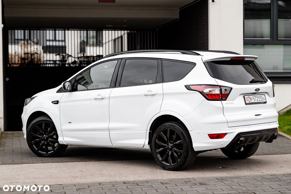 Ford Kuga 2.0 TDCi 4x4 ST-Line - 10