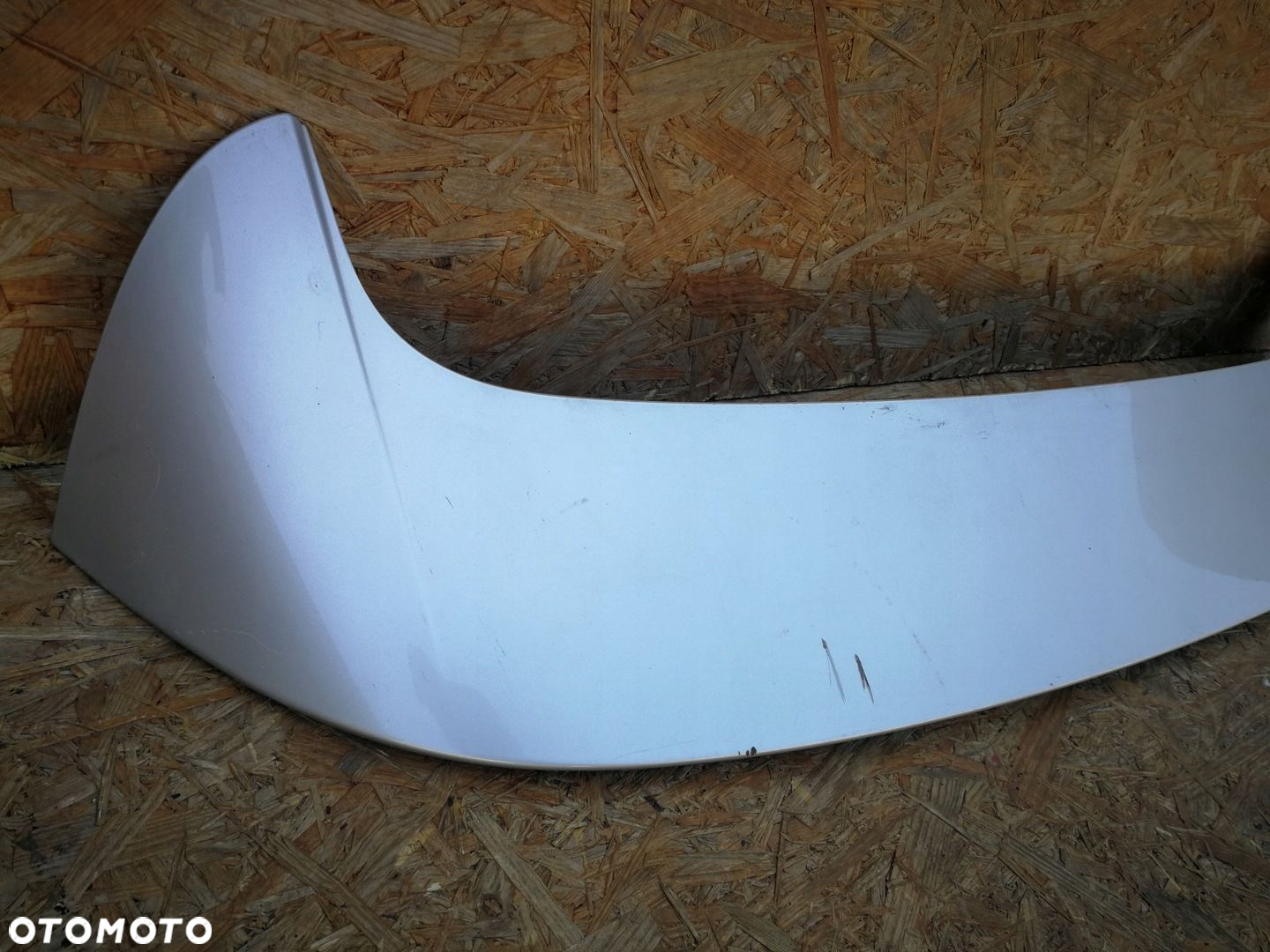 FORD FIESTA MK8 17- SPOILER LOTKA DASZEK KLAPY BAGAŻNIKA TYŁ H1BB-A44210-A - 4
