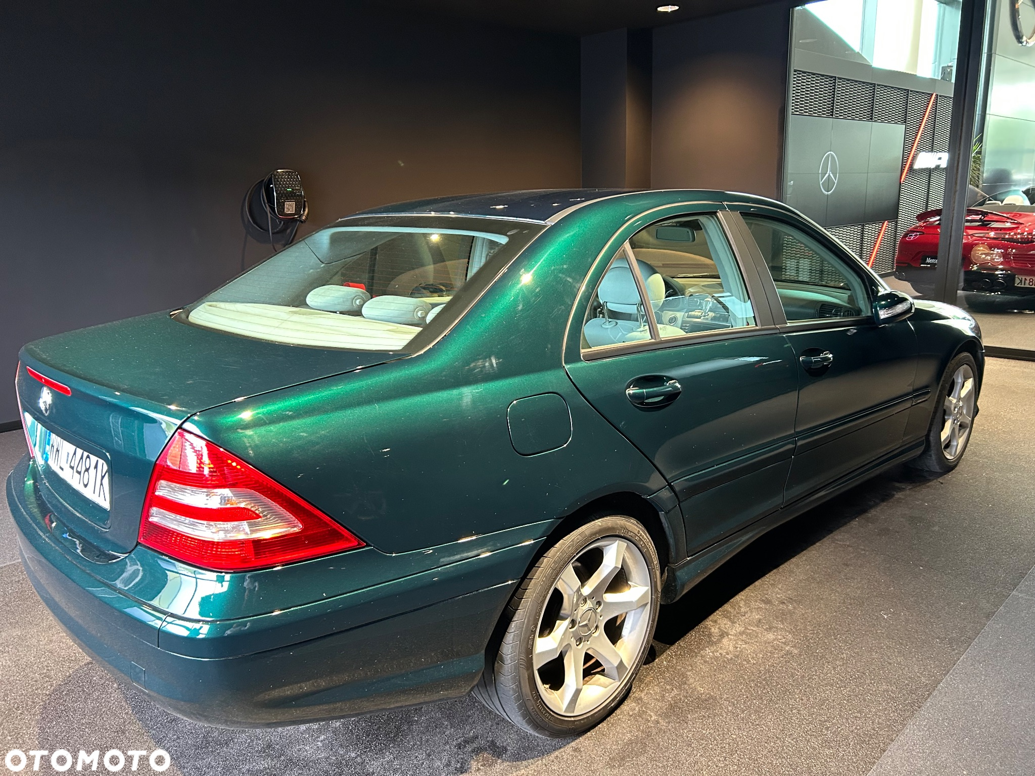Mercedes-Benz Klasa C 180 Kompressor Automatik Classic Sport Edition - 2