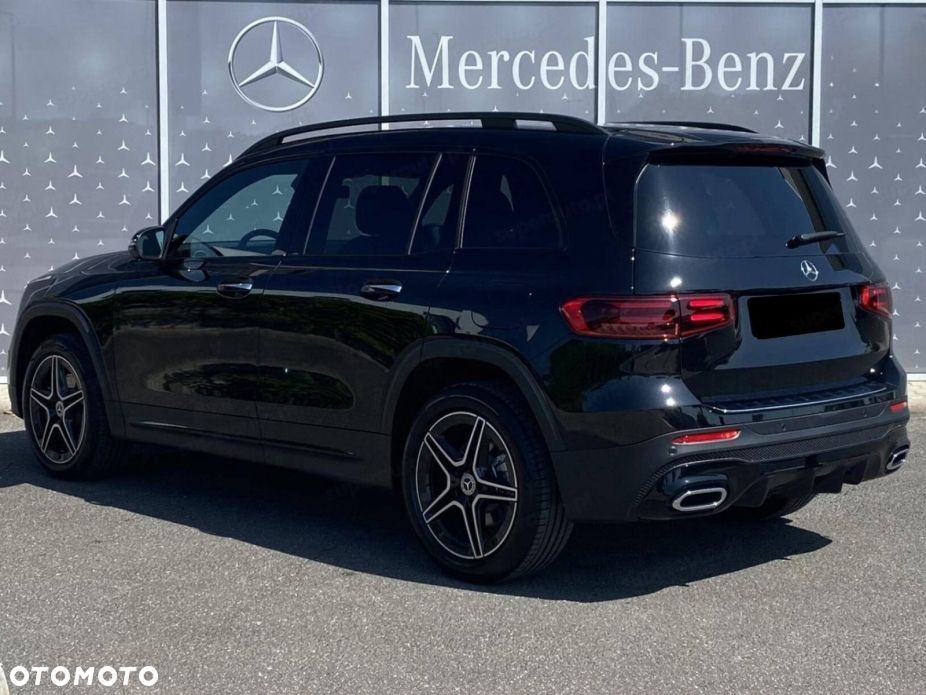 Mercedes-Benz GLB 200 AMG Line 7G-DCT - 4
