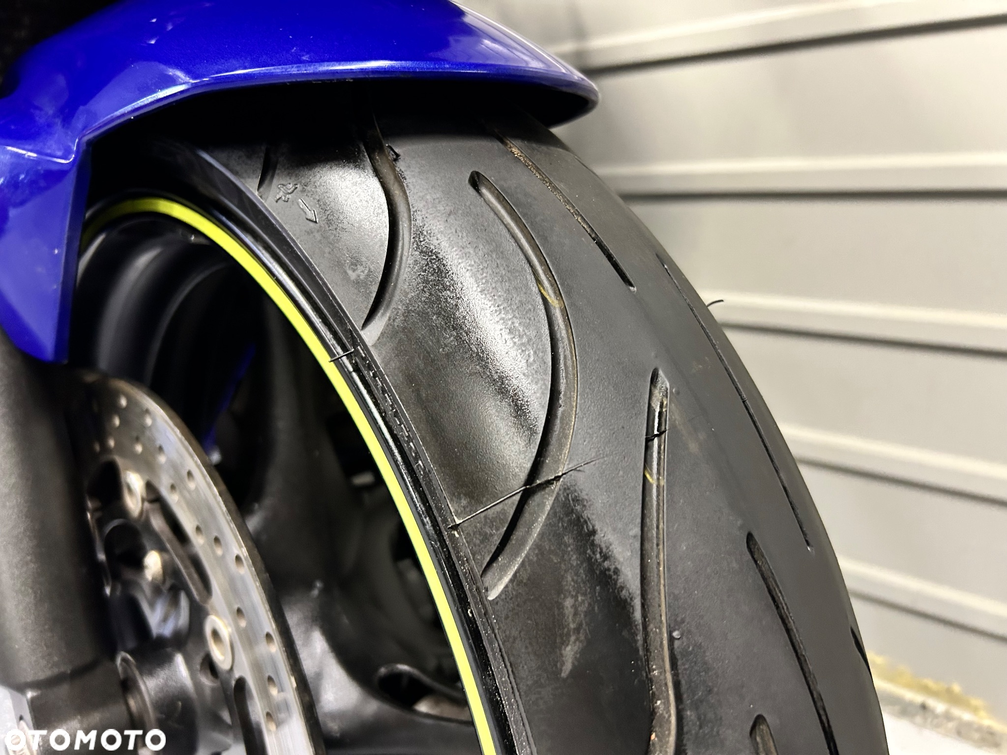Yamaha R6 - 8