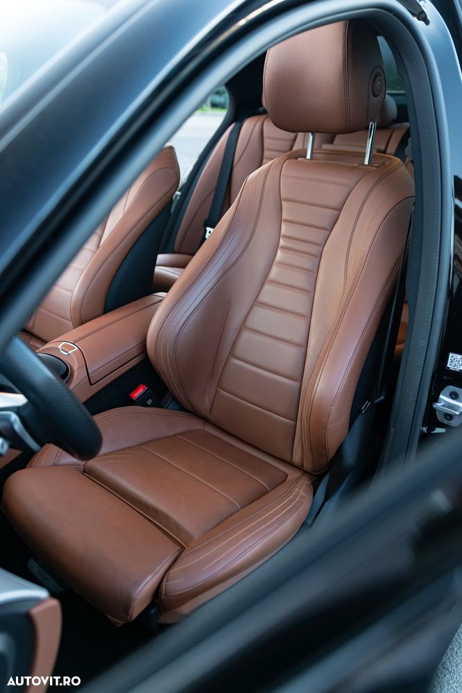 Mercedes-Benz E 450 4MATIC Aut. - 35