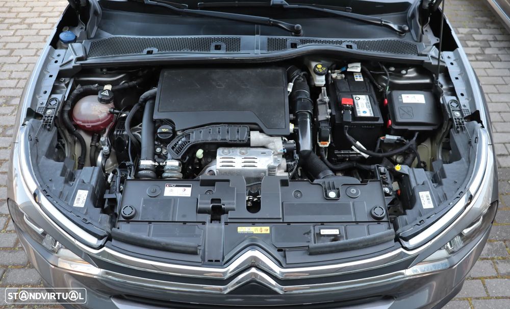 Citroën C4 1.2 PureTech Shine EAT8 - 36