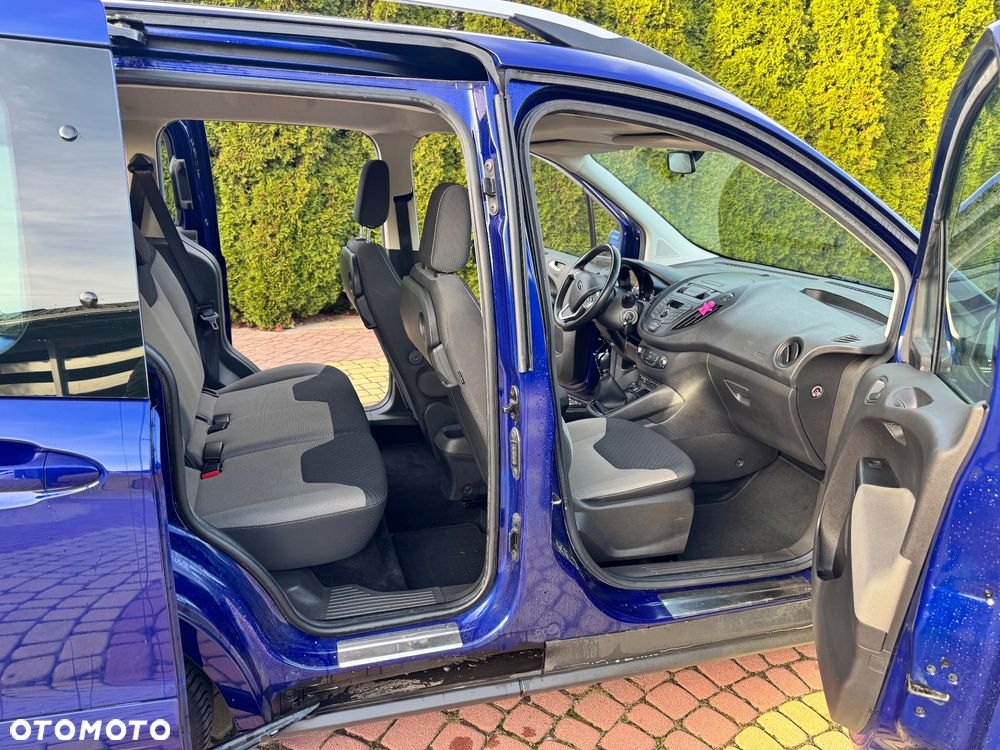Ford Tourneo Courier 1.0 EcoBoost Trend - 23