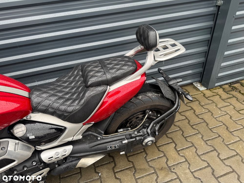 Triumph Rocket - 13