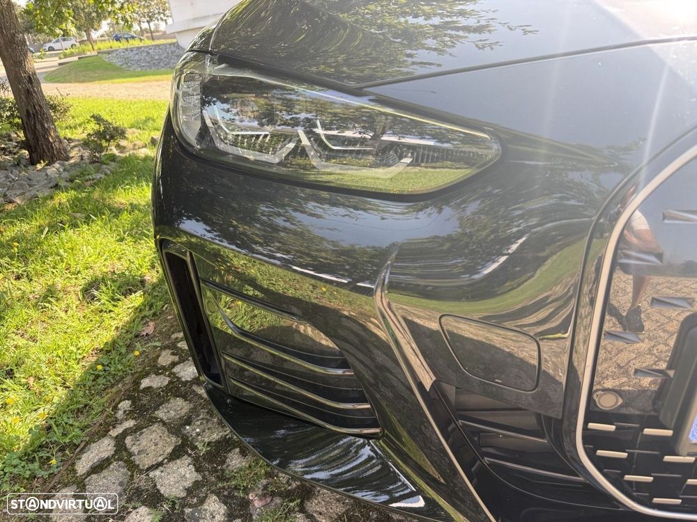 BMW i4 eDrive35 Pack Desportivo M - 13