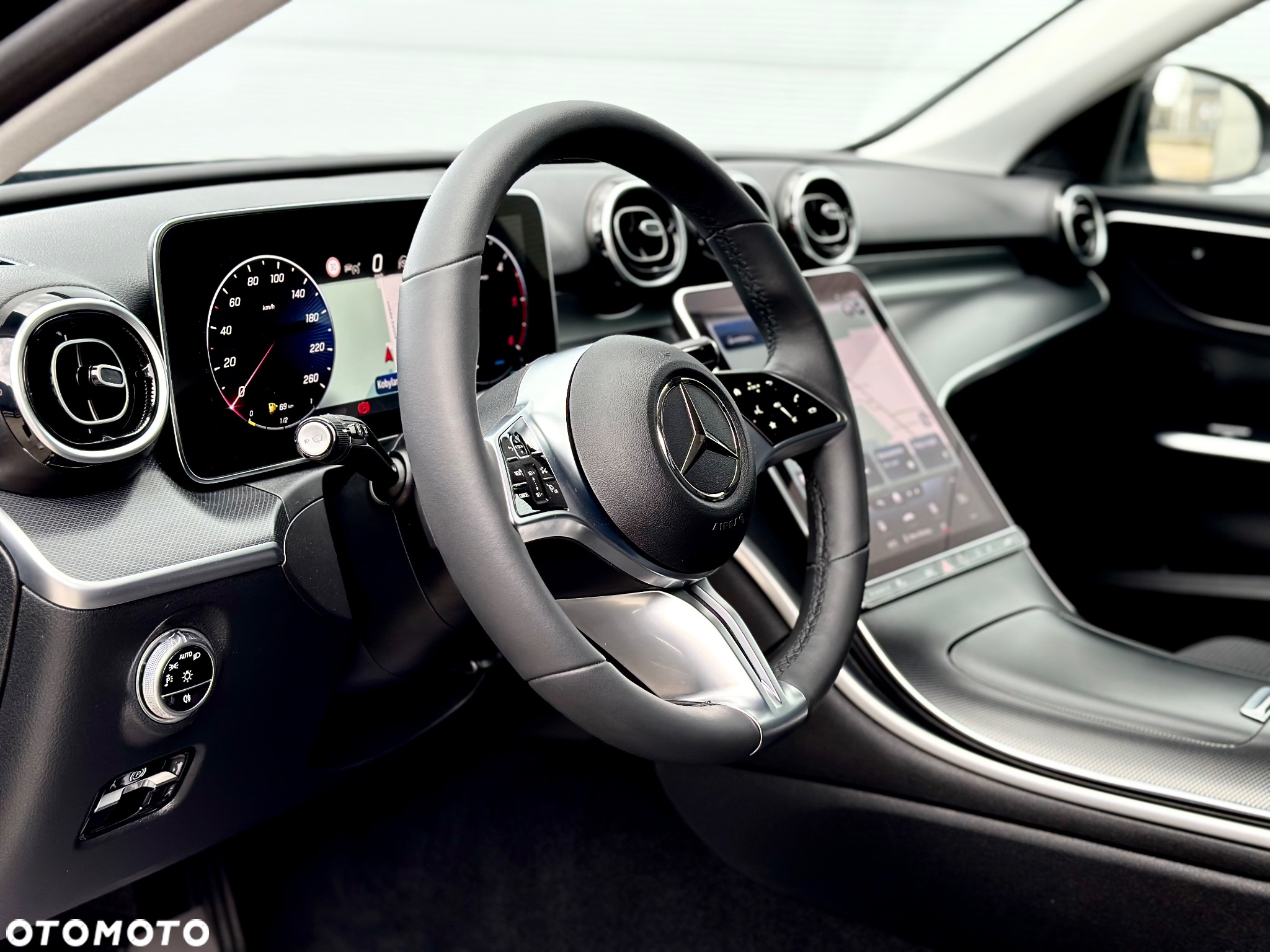 Mercedes-Benz Klasa C 220 d T 9G-TRONIC Avantgarde - 24